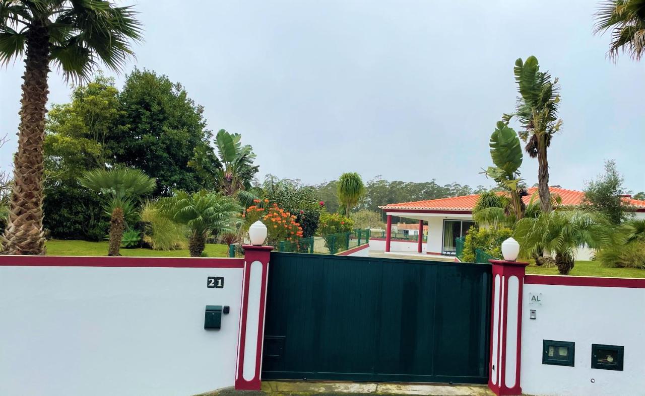 Chale D'Angra Guest House อังกรา ดู เอโรอิสโม ภายนอก รูปภาพ