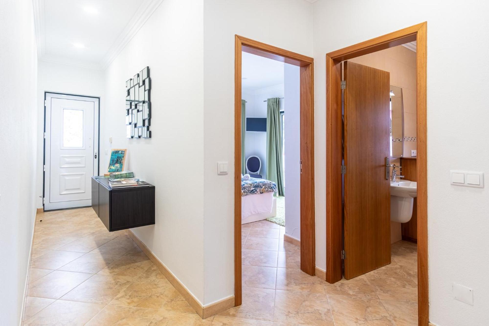 Chale D'Angra Guest House อังกรา ดู เอโรอิสโม ภายนอก รูปภาพ